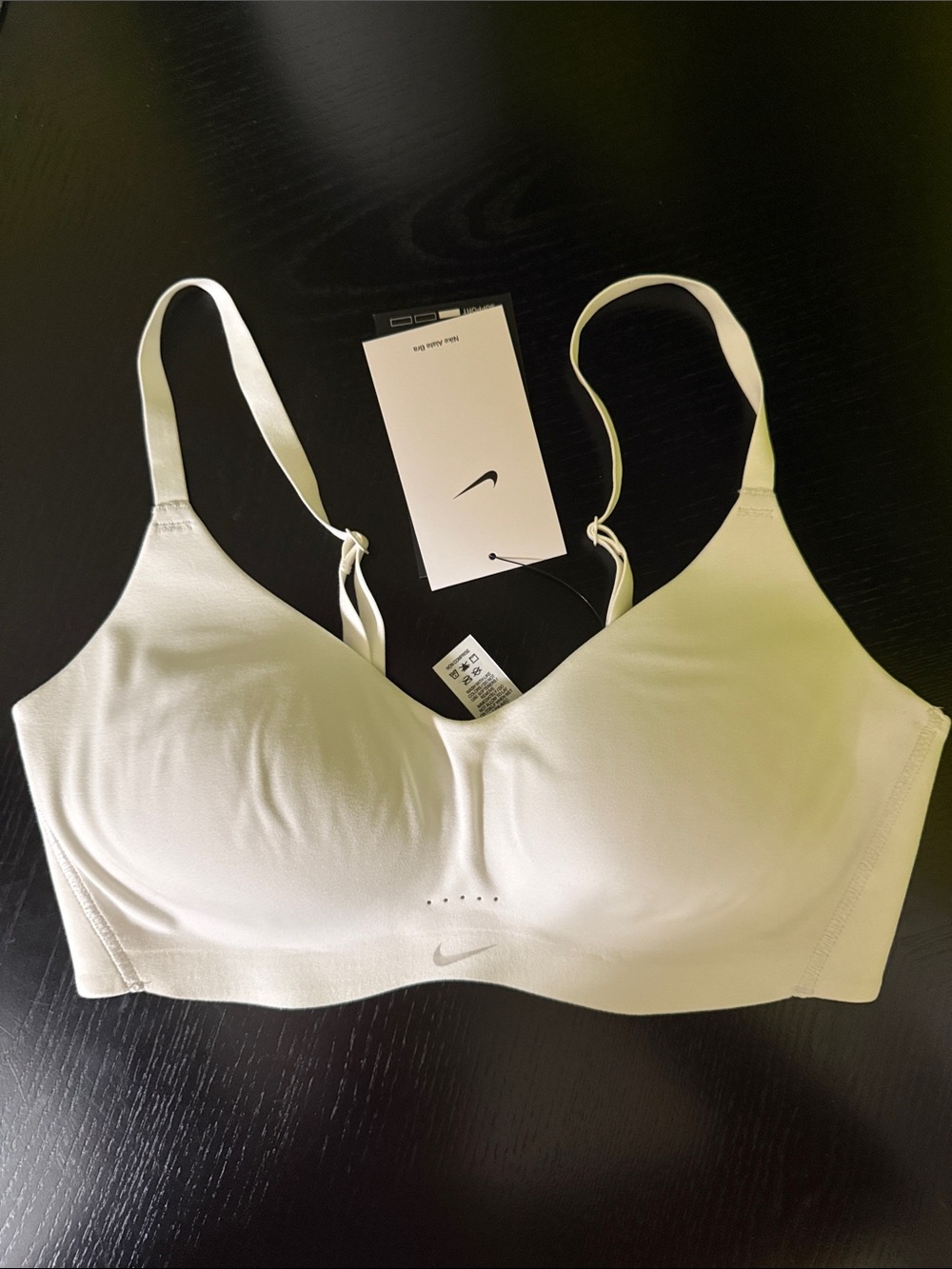 Nike Alate Minimalist Light-Support Padded Convertible Sports Bra Small C-E - Picture 4 of 4